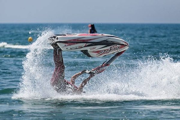 Comment Choisir La Meilleure Assurance Pour Votre Jet Ski?